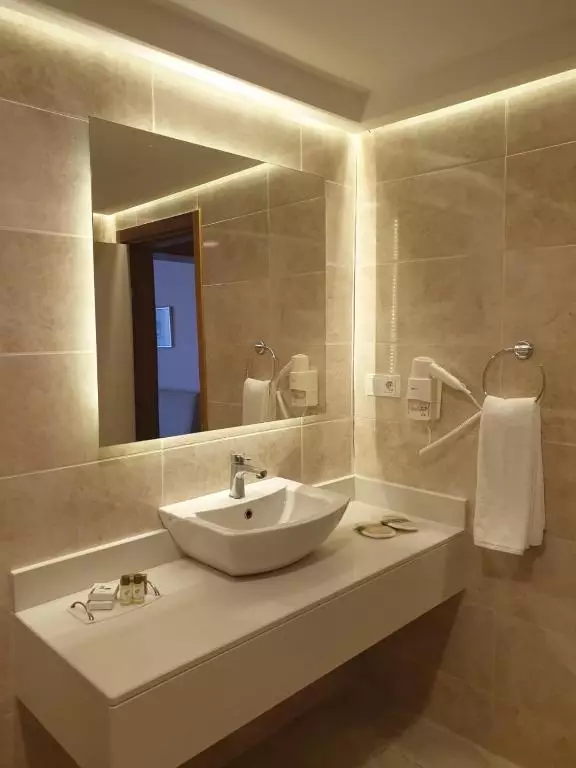 سرویس بهداشتی Royal Asarlik Beach Hotel Bodrum